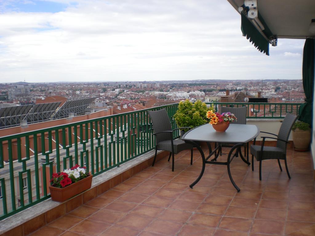 Apartamento Atico Latina Madrid Exterior foto